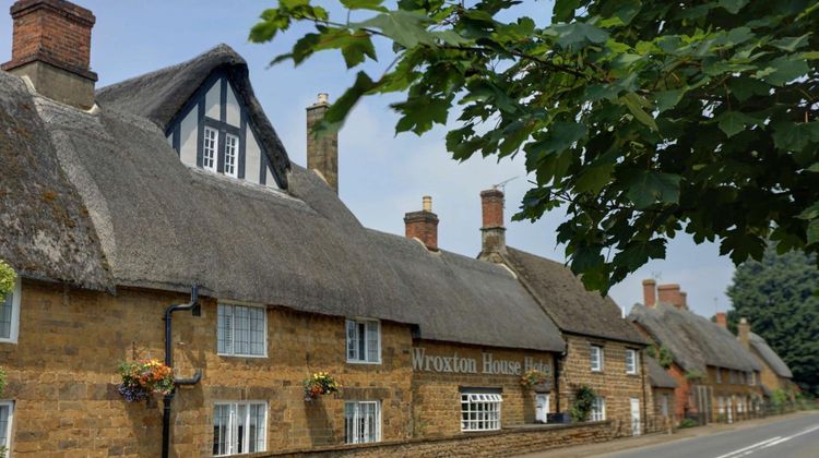 Wroxton House Hotel Exterior