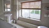 Wroxton House Hotel Room