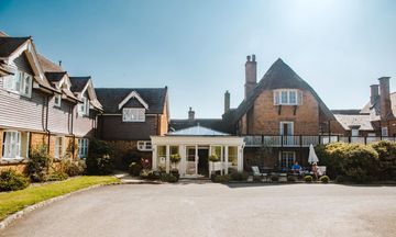 Wroxton House Hotel