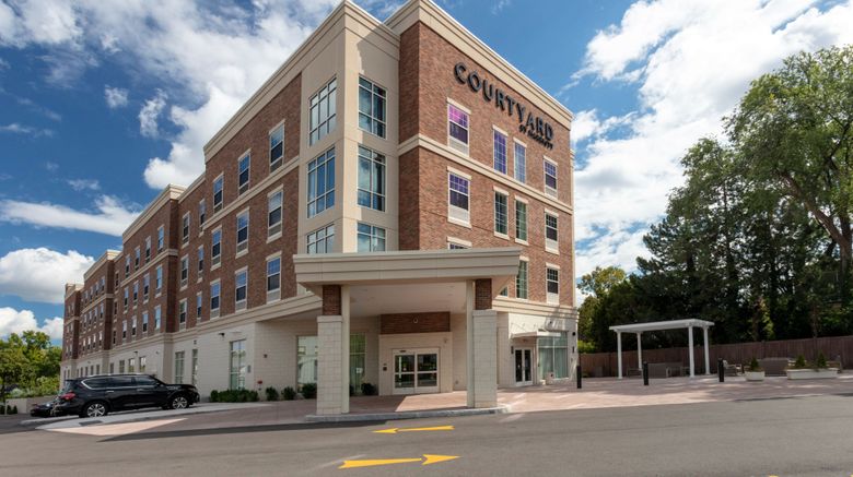 <b>Courtyard Rochester Downtown Exterior</b>. Images powered by <a href="https://www.leonardoworldwide.com/" title="Leonardo Worldwide" target="_blank">Leonardo</a>.