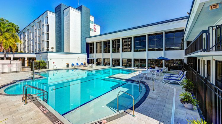 Crowne Plaza Jacksonville Airport Pool