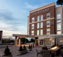 Courtyard Rochester Downtown Exterior