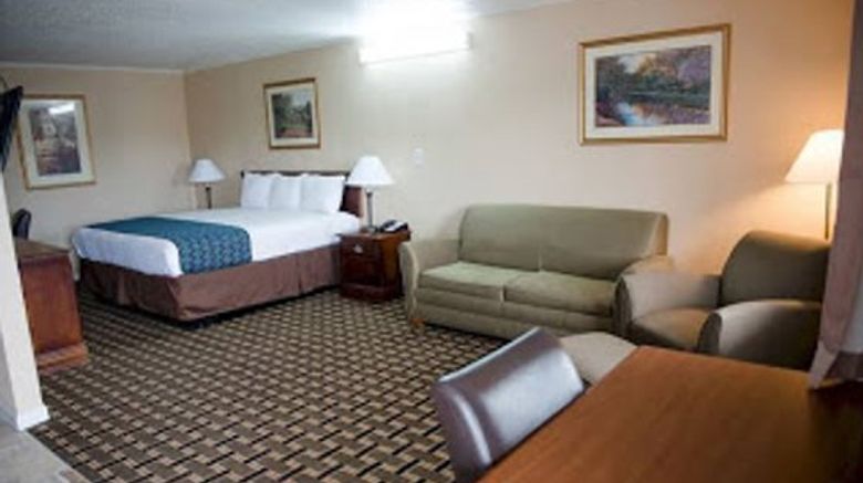 <b>Grand View Plaza Inn & Suites Room</b>. Images powered by <a href="https://www.leonardoworldwide.com/" title="Leonardo Worldwide" target="_blank">Leonardo</a>.