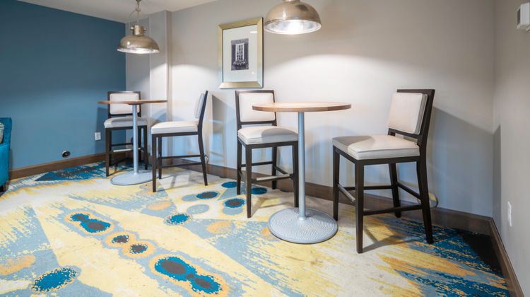 Staybridge Suites Summerville Lobby