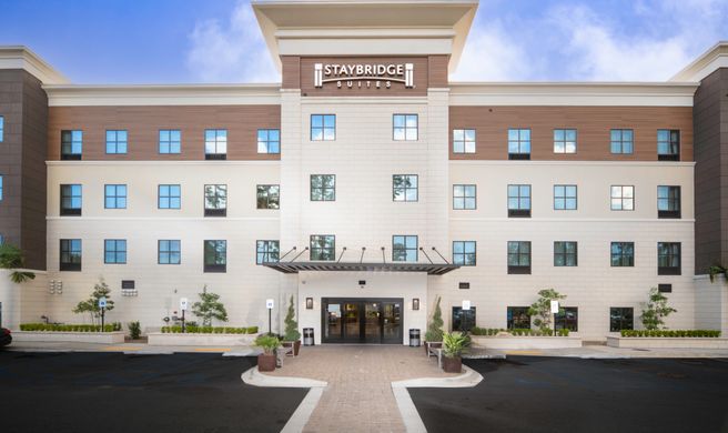 Staybridge Suites Summerville Exterior