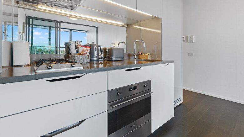 <b>Astra Apartments Sydney Chippendale Room</b>. Images powered by <a href="https://www.leonardoworldwide.com/" title="Leonardo Worldwide" target="_blank">Leonardo</a>.