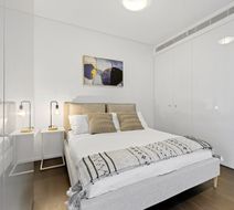 Astra Apartments Sydney Chippendale Room