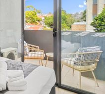 Coogee Studio Apartments Room