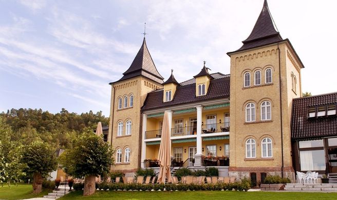 Hotell Refsnes Gods Exterior