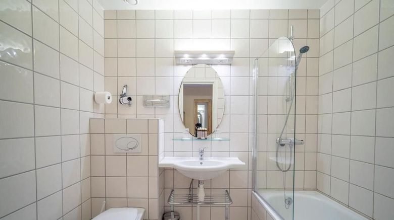 <b>Hotell Refsnes Gods Room</b>. Images powered by <a href="https://www.leonardoworldwide.com/" title="Leonardo Worldwide" target="_blank">Leonardo</a>.