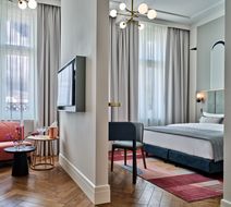 Altus Palace Hotel Room