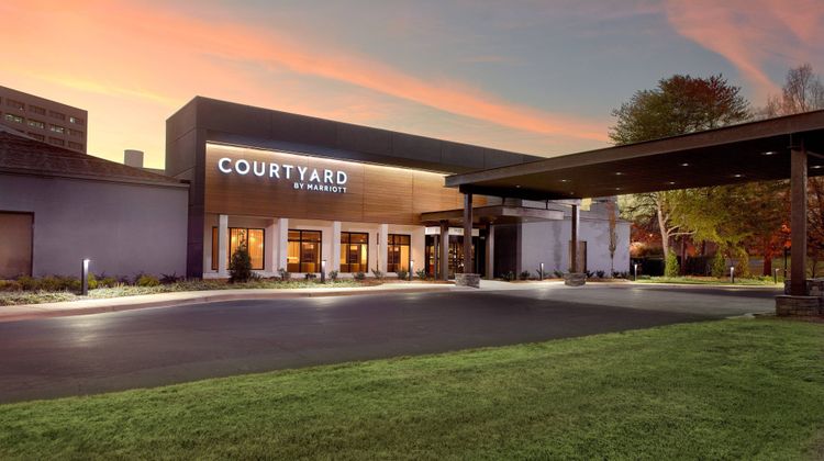 Courtyard Charlotte SouthPark Exterior