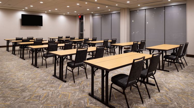 Courtyard Charlotte Northlake Meeting