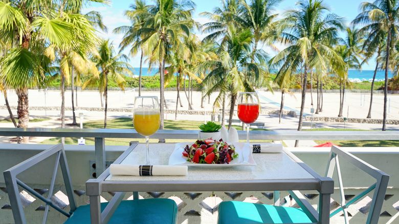 <b>The Tony Hotel South Beach Restaurant</b>. Images powered by <a href="https://www.leonardoworldwide.com/" title="Leonardo Worldwide" target="_blank">Leonardo</a>.