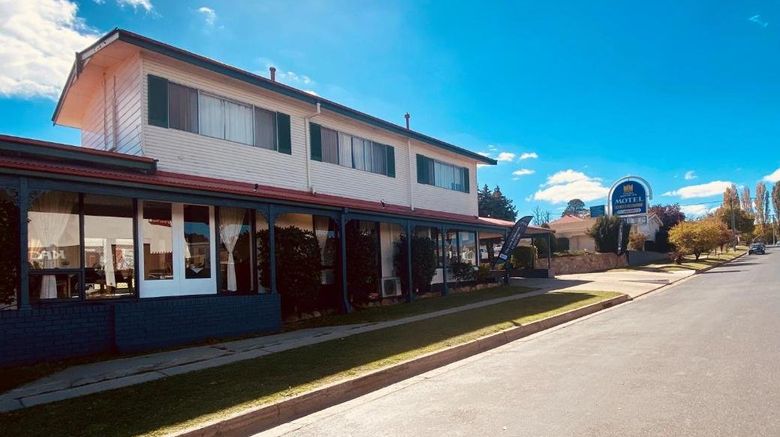 <b>Alpine Hotel Exterior</b>. Images powered by <a href="https://www.leonardoworldwide.com/" title="Leonardo Worldwide" target="_blank">Leonardo</a>.