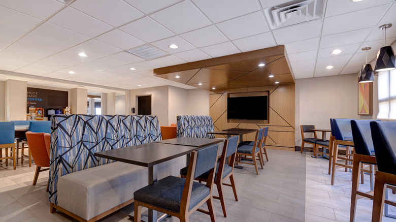 <b>Holiday Inn Express Omaha West - 90th St Restaurant</b>. Images powered by <a href="https://www.leonardoworldwide.com/" title="Leonardo Worldwide" target="_blank">Leonardo</a>.