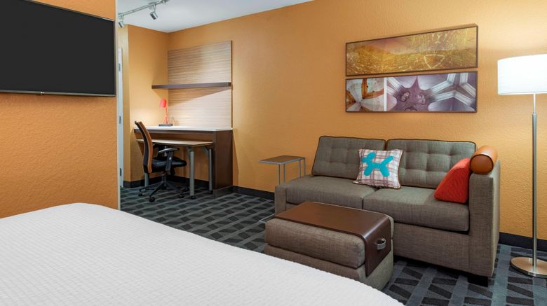 <b>TownePlace Suites Savannah Midtown Suite</b>. Images powered by <a href="https://www.leonardoworldwide.com/" title="Leonardo Worldwide" target="_blank">Leonardo</a>.