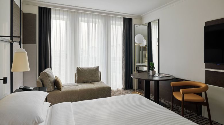 <b>Berlin Marriott Hotel Room</b>. Images powered by <a href="https://www.leonardoworldwide.com/" title="Leonardo Worldwide" target="_blank">Leonardo</a>.