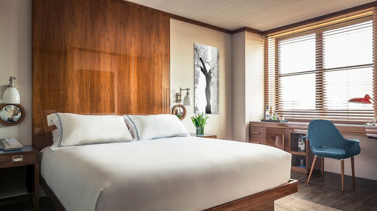 Hotel Hugo Room