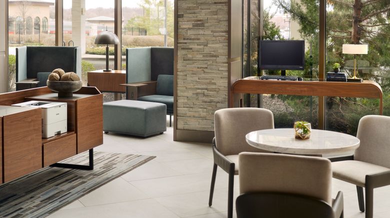 <b>Marriott Kansas City Overland Park Lobby</b>. Images powered by <a href="https://www.leonardoworldwide.com/" title="Leonardo Worldwide" target="_blank">Leonardo</a>.