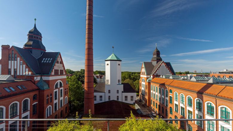 <b>Sheraton Hannover Pelikan Hotel Exterior</b>. Images powered by <a href="https://www.leonardoworldwide.com/" title="Leonardo Worldwide" target="_blank">Leonardo</a>.
