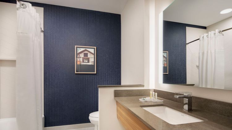 Fairfield Inn & Suites Cool Springs Room