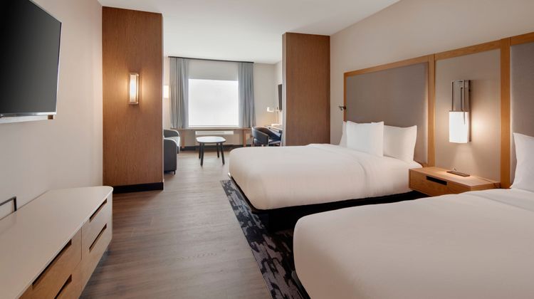 Fairfield Inn & Suites Cool Springs Suite