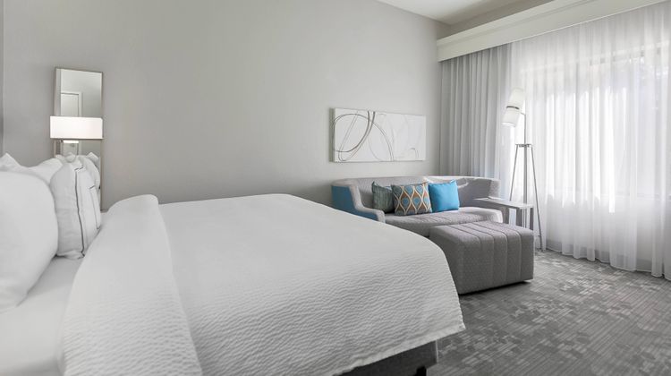 Courtyard Tampa Brandon Room