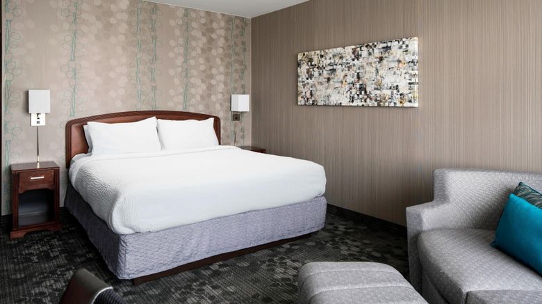 <b>Courtyard Seattle Federal Way Room</b>. Images powered by <a href="https://www.leonardoworldwide.com/" title="Leonardo Worldwide" target="_blank">Leonardo</a>.