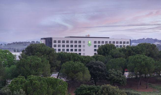 Holiday Inn Barcelona Sant Cugat Exterior