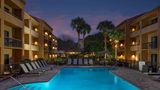 Courtyard Jacksonville Mayo Clinic/Beach Pool