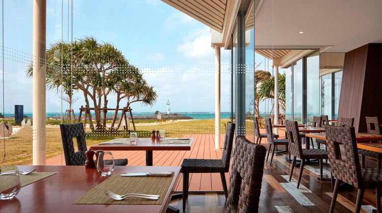 Sheraton Okinawa Sunmarina Resort Restaurant
