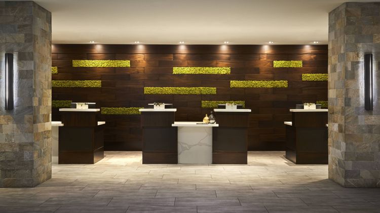 Portland Marriott Downtown Waterfront Lobby