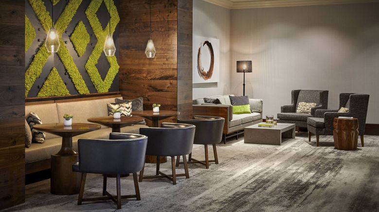 <b>Portland Marriott Downtown Waterfront Lobby</b>. Images powered by <a href="https://www.leonardoworldwide.com/" title="Leonardo Worldwide" target="_blank">Leonardo</a>.