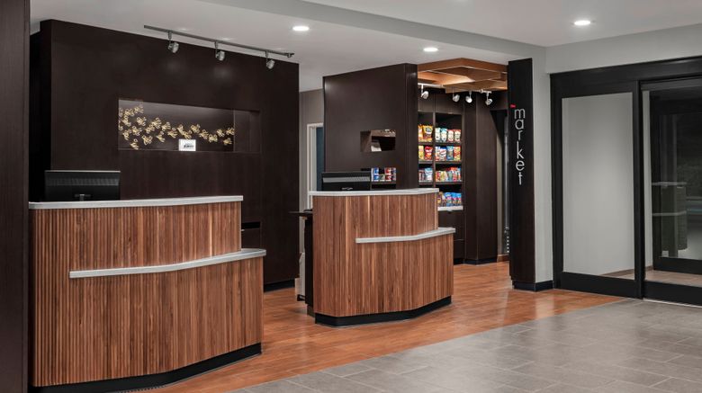 <b>Courtyard Jacksonville Butler Boulevard Lobby</b>. Images powered by <a href="https://www.leonardoworldwide.com/" title="Leonardo Worldwide" target="_blank">Leonardo</a>.