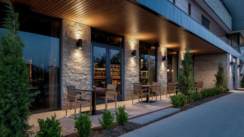 <b>The Ellison, A Tribute Portfolio Hotel Restaurant</b>. Images powered by <a href="https://www.leonardoworldwide.com/" title="Leonardo Worldwide" target="_blank">Leonardo</a>.