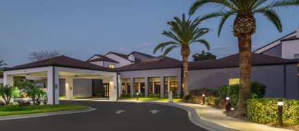 Courtyard by Marriott Orlando Airport Exterior