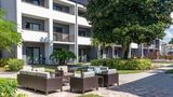 Courtyard by Marriott Orlando Airport Exterior