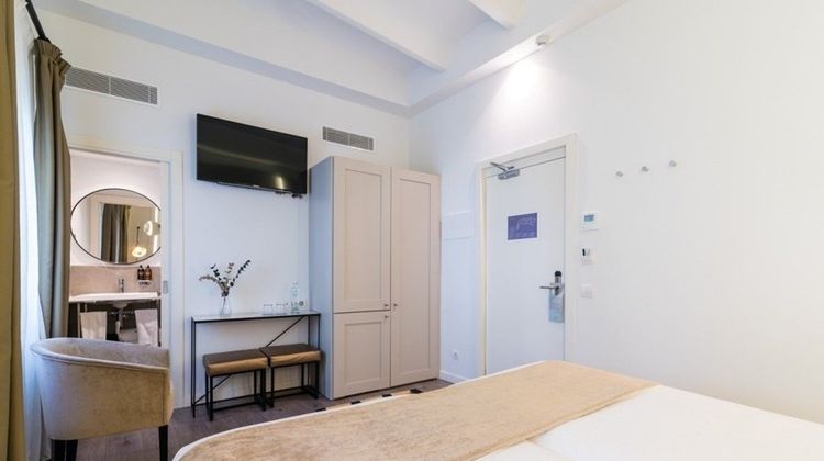 Icon Roseto Room