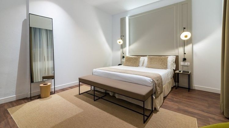 Icon Roseto Room