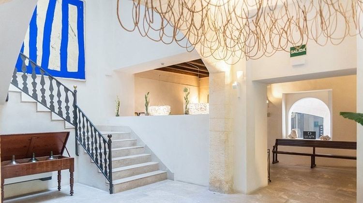 Icon Roseto Lobby