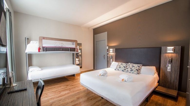 <b>Petit Palace Santa Cruz Room</b>. Images powered by <a href="https://www.leonardoworldwide.com/" title="Leonardo Worldwide" target="_blank">Leonardo</a>.