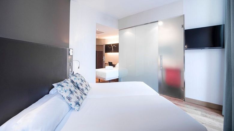 <b>Petit Palace Santa Cruz Room</b>. Images powered by <a href="https://www.leonardoworldwide.com/" title="Leonardo Worldwide" target="_blank">Leonardo</a>.