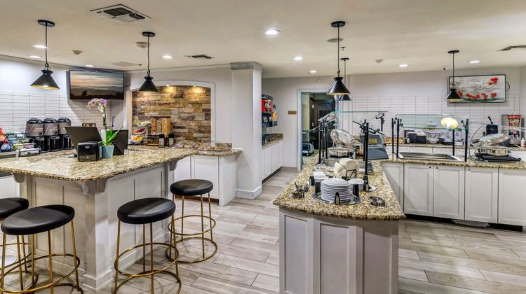 Staybridge Suites Tyler University Area Restaurant