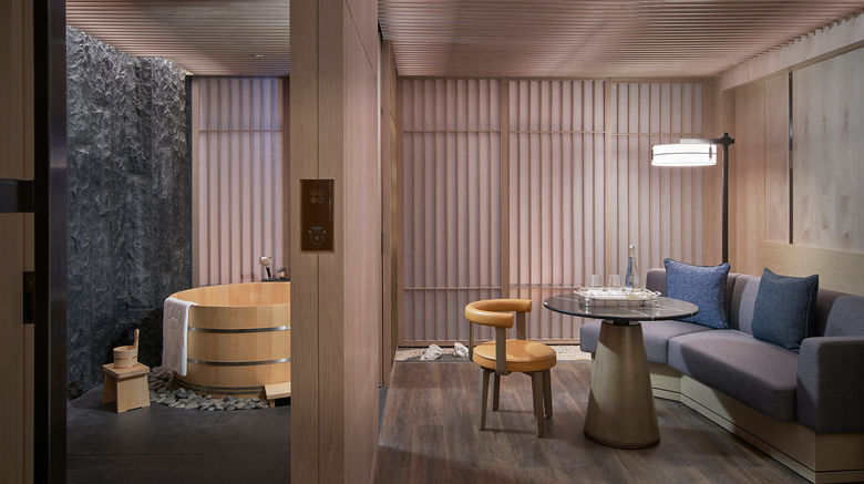 <b>Hotel Okura Manila Room</b>. Images powered by <a href="https://www.leonardoworldwide.com/" title="Leonardo Worldwide" target="_blank">Leonardo</a>.