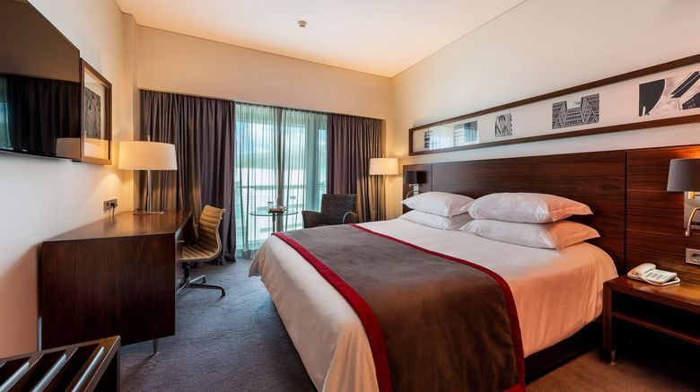 <b>Lagoas Park Hotel Room</b>. Images powered by <a href="https://www.leonardoworldwide.com/" title="Leonardo Worldwide" target="_blank">Leonardo</a>.
