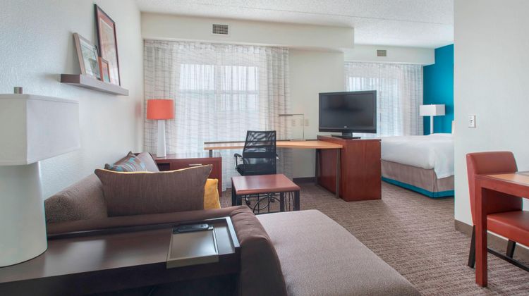 Residence Inn Newark Liberty Intl Arpt Suite