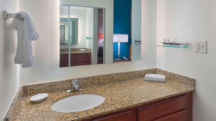 Residence Inn Newark Liberty Intl Arpt Room