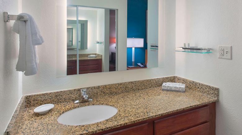 <b>Residence Inn Newark Liberty Intl Arpt Room</b>. Images powered by <a href="https://www.leonardoworldwide.com/" title="Leonardo Worldwide" target="_blank">Leonardo</a>.
