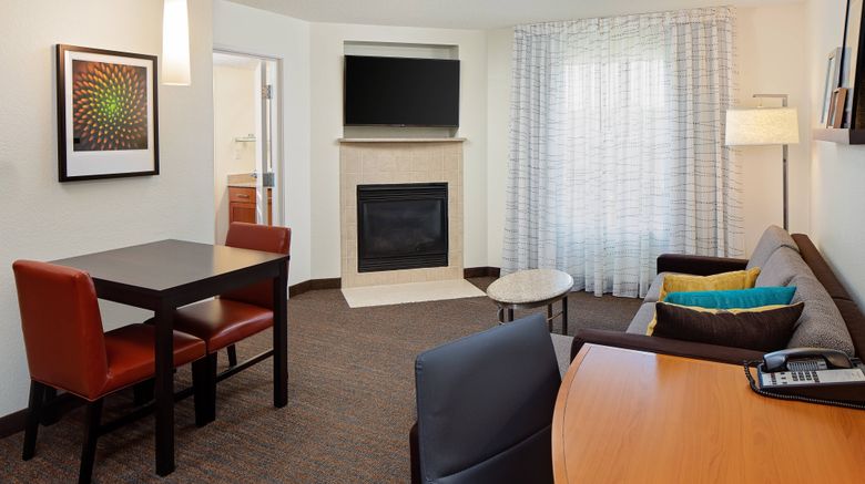 <b>Residence Inn Harrisburg Hershey Room</b>. Images powered by <a href="https://www.leonardoworldwide.com/" title="Leonardo Worldwide" target="_blank">Leonardo</a>.